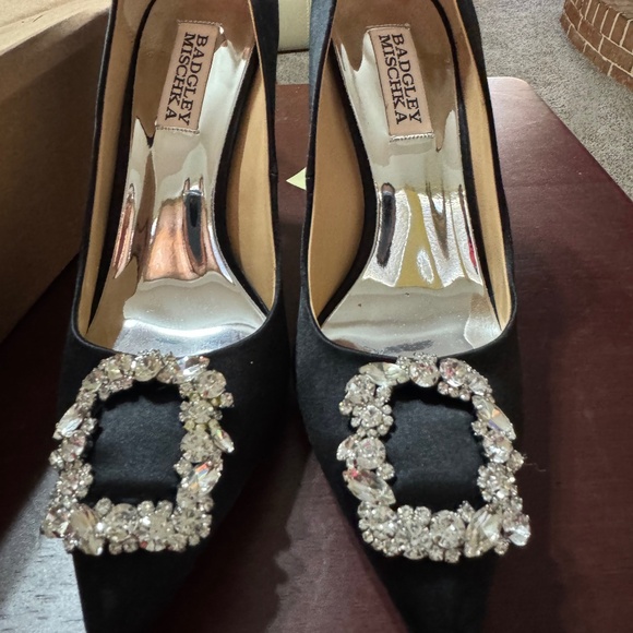 Badgley Mischka Cher Pointed Toe Evening Pump 7 - Picture 1 of 9